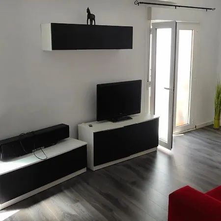 Royal Family Apartment Chirivella